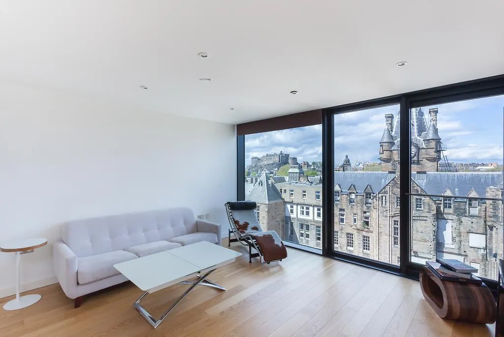 My-Quartermile Apartments Edinburgh 0*,