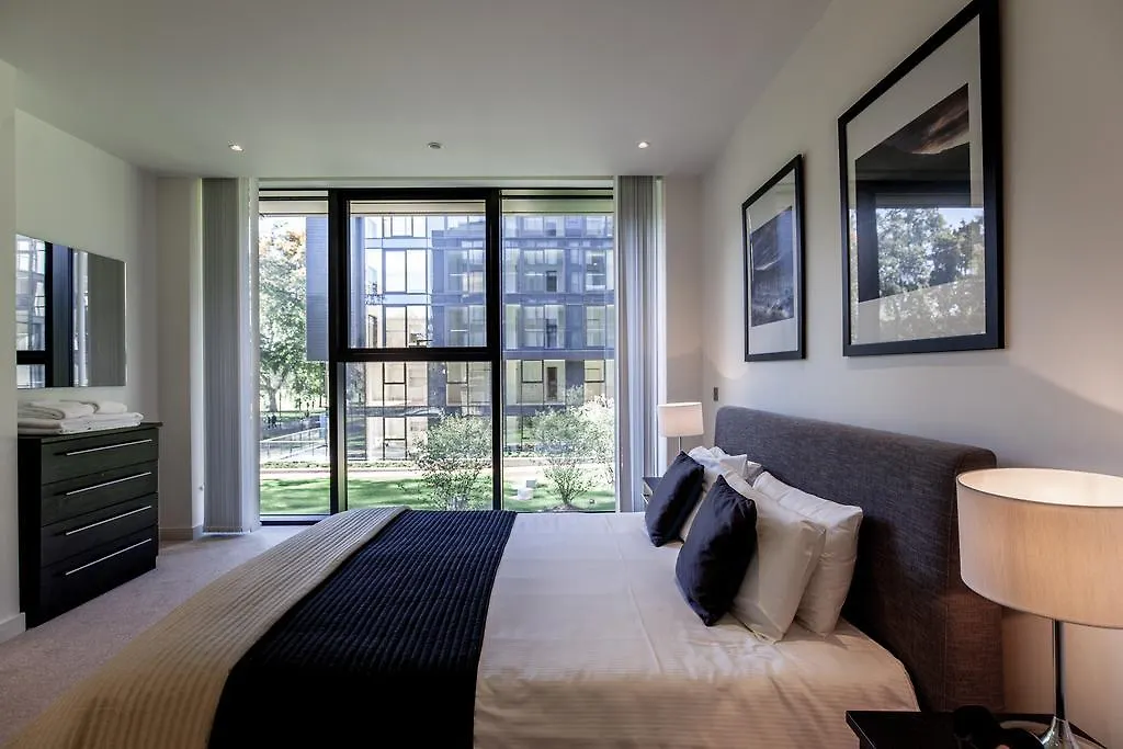 My-Quartermile Apartments Эдинбург