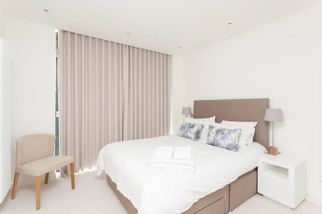 My-Quartermile Apartments Эдинбург